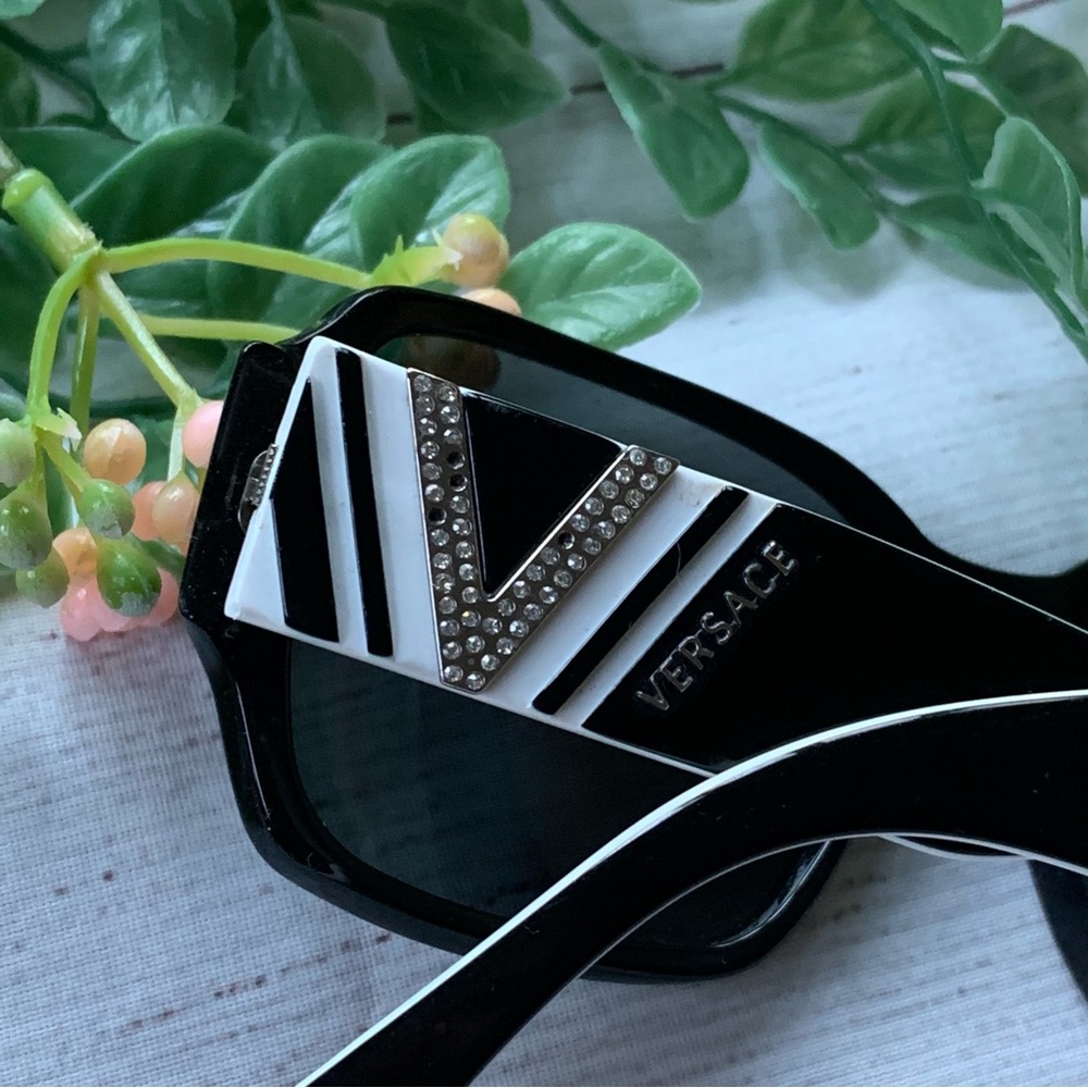 VERSACE sunglasses - Picture 2 of 12